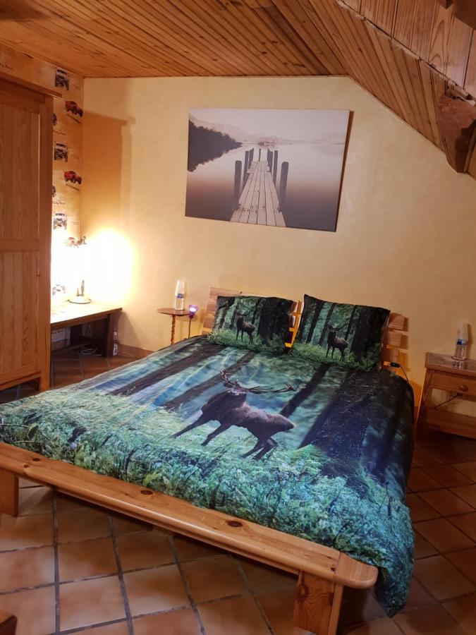 Au Grand Sapin Chambres Chez L'Habitant Henonville Esterno foto
