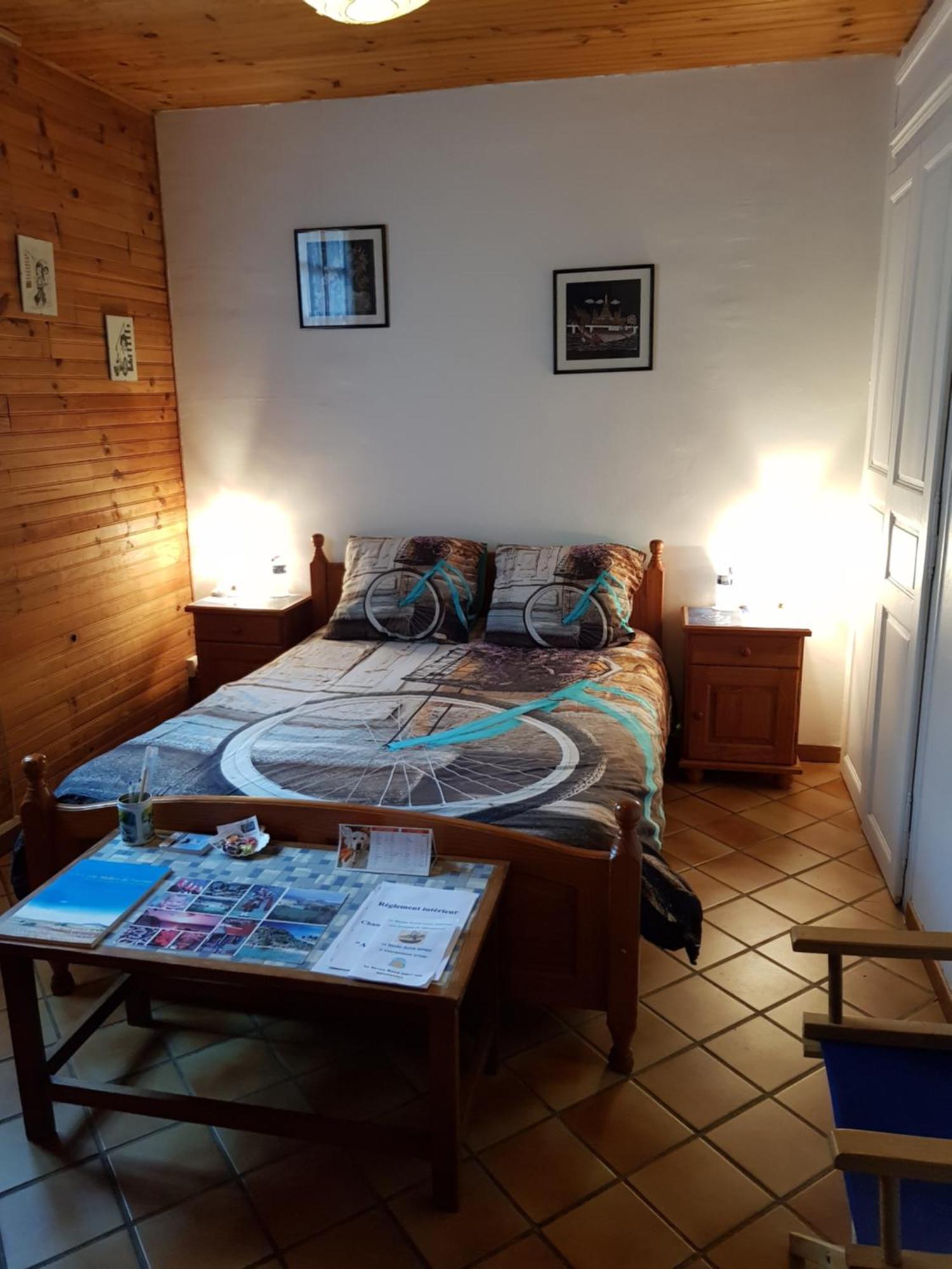 Au Grand Sapin Chambres Chez L'Habitant Henonville Esterno foto